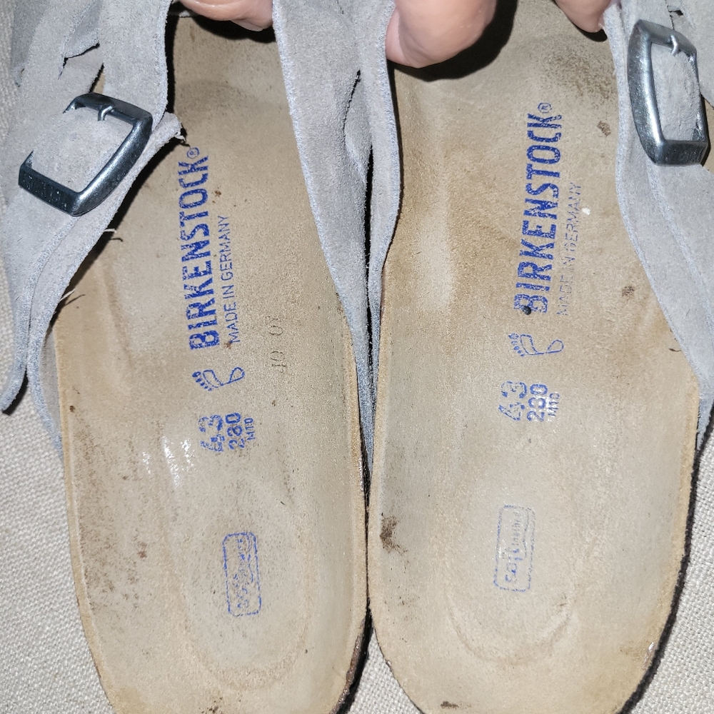 Birkenstock Size 43  Men's Sandals in Light Gray. Used Like New - Picture 4 of 8